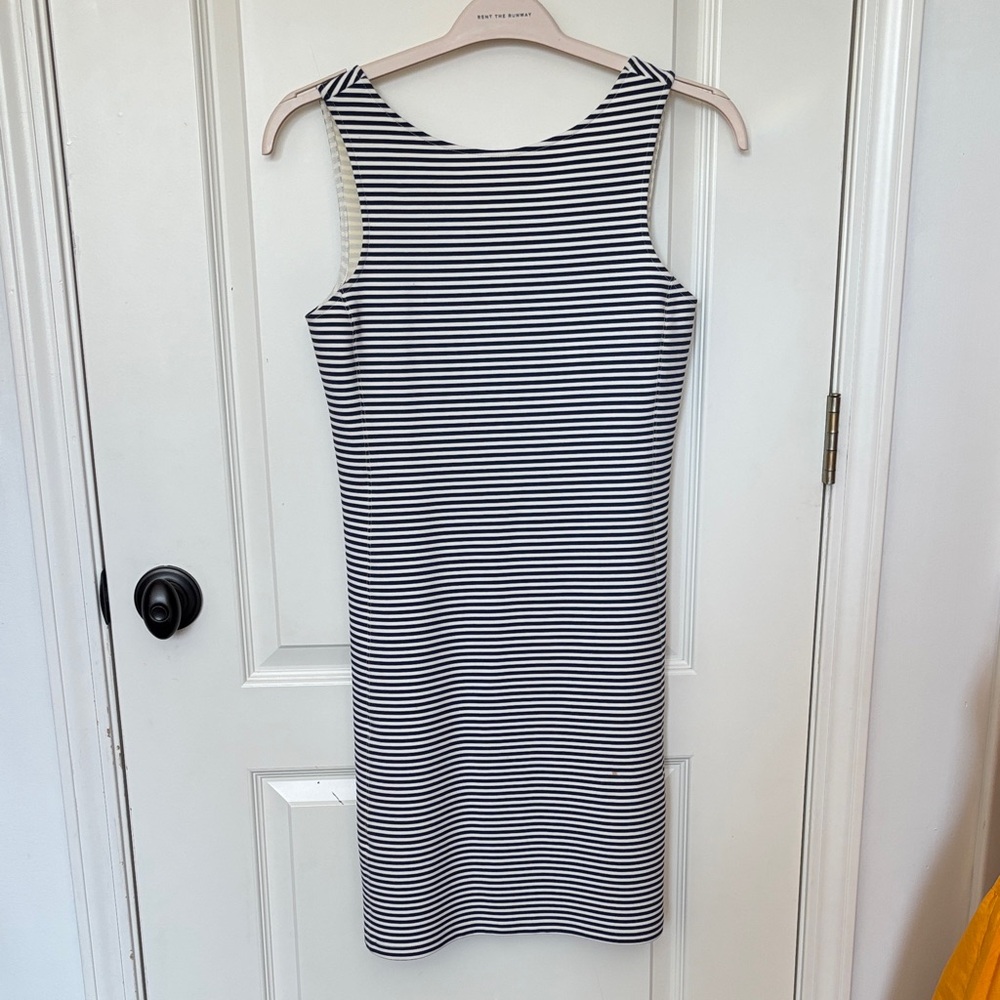 Theory stretchy dress size small